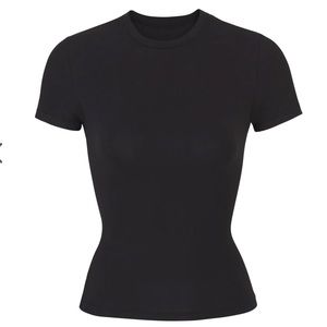 NWT SKIMS cotton jersey t shirt in Soot